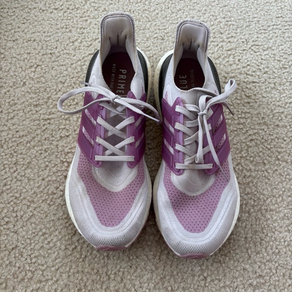 Adidas Women's Ultraboost 21 Lightweight Running Shoes - Lavender/White Size 11 - Picture 2 of 8